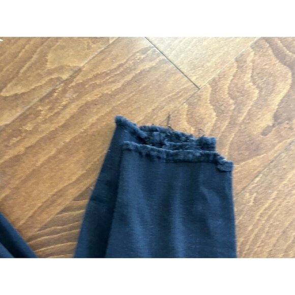 Kenneth Cole Women's Skinny Jeans 10 Black Denim Frayed Hem Stretch DEFECT - Picture 2 of 10